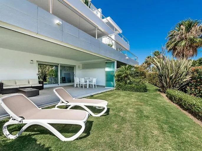 Lujoso Apartamento Con Piscina Comunitaria En La Costa Del Sol Apartment Marbella Spain