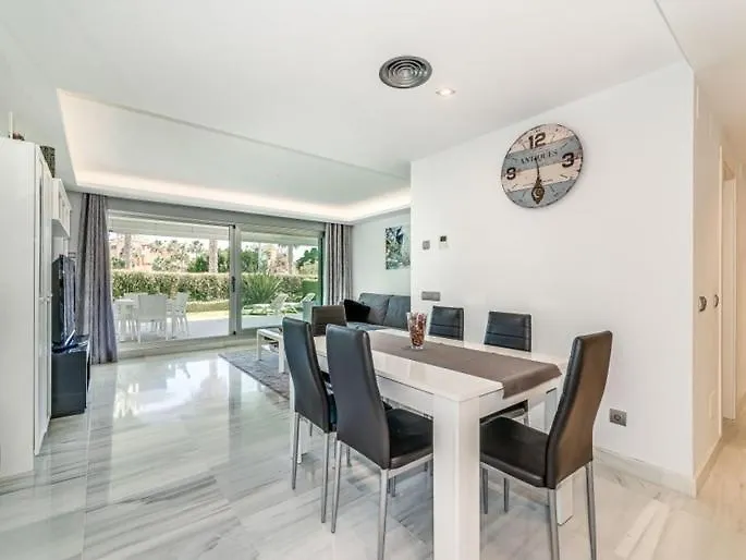 Lujoso Apartamento Con Piscina Comunitaria En La Costa Del Sol Apartment Marbella Spain